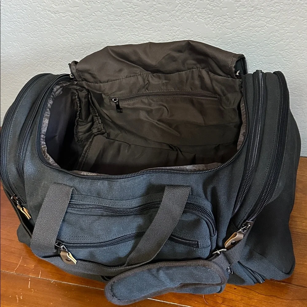 Like New Gonex Gray Expandable Canvas Duffel Bag Overnight Luggage Weekender Bag